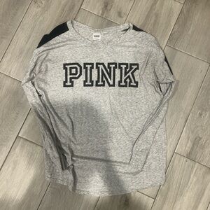 PINK Victoria's Secret Women Gray Long Sleeve Shirt